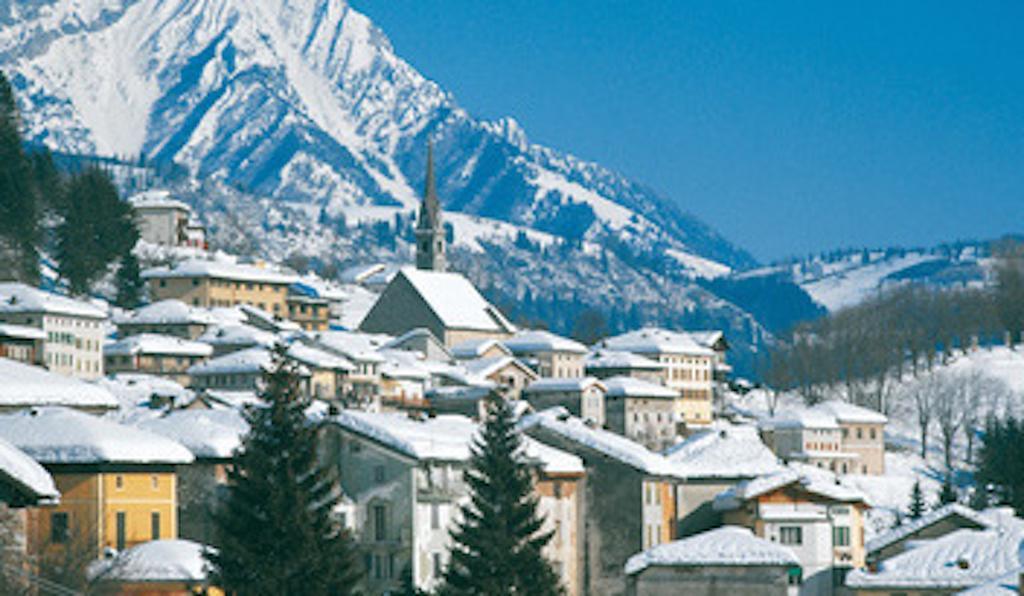 Taxus Hostel Pieve Tesino Екстер'єр фото
