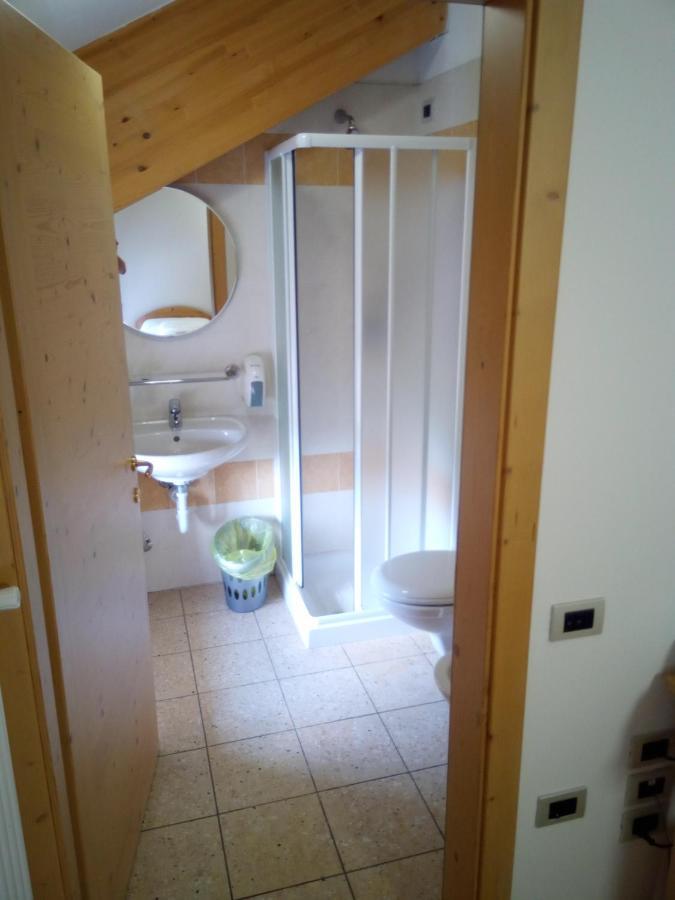 Taxus Hostel Pieve Tesino Екстер'єр фото