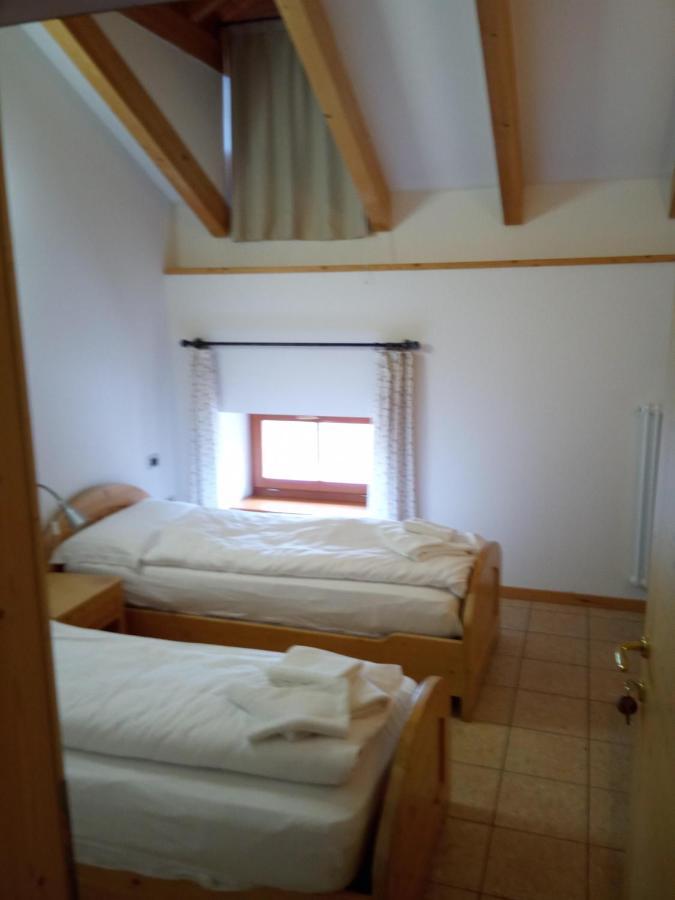 Taxus Hostel Pieve Tesino Екстер'єр фото